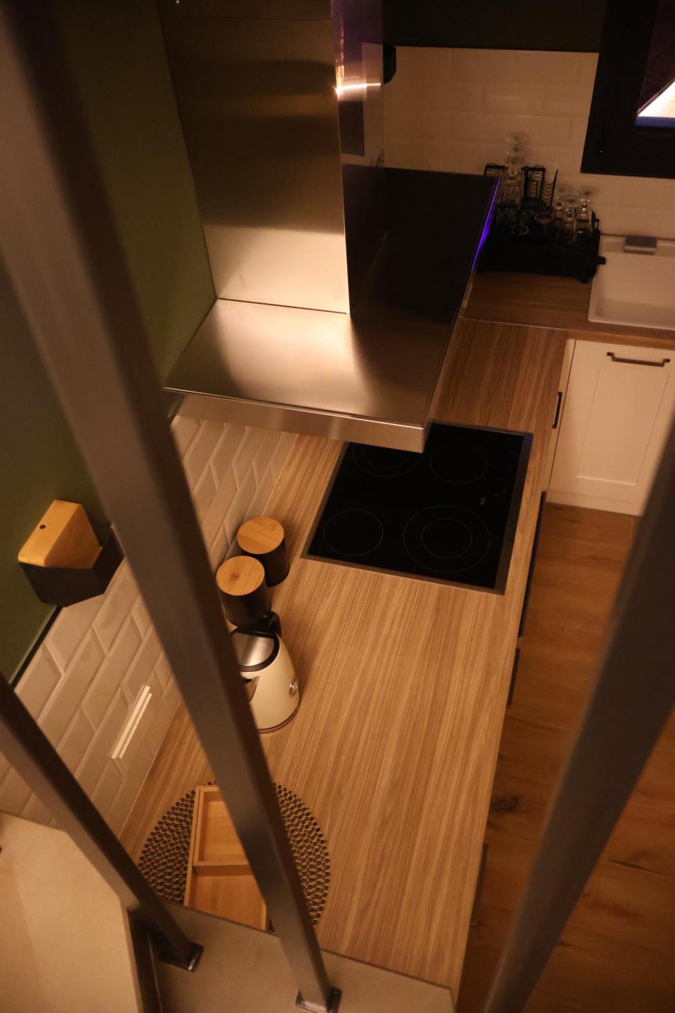 Element Suites - Yellow - Apt 2Bd - Kalambaka Bagian luar foto