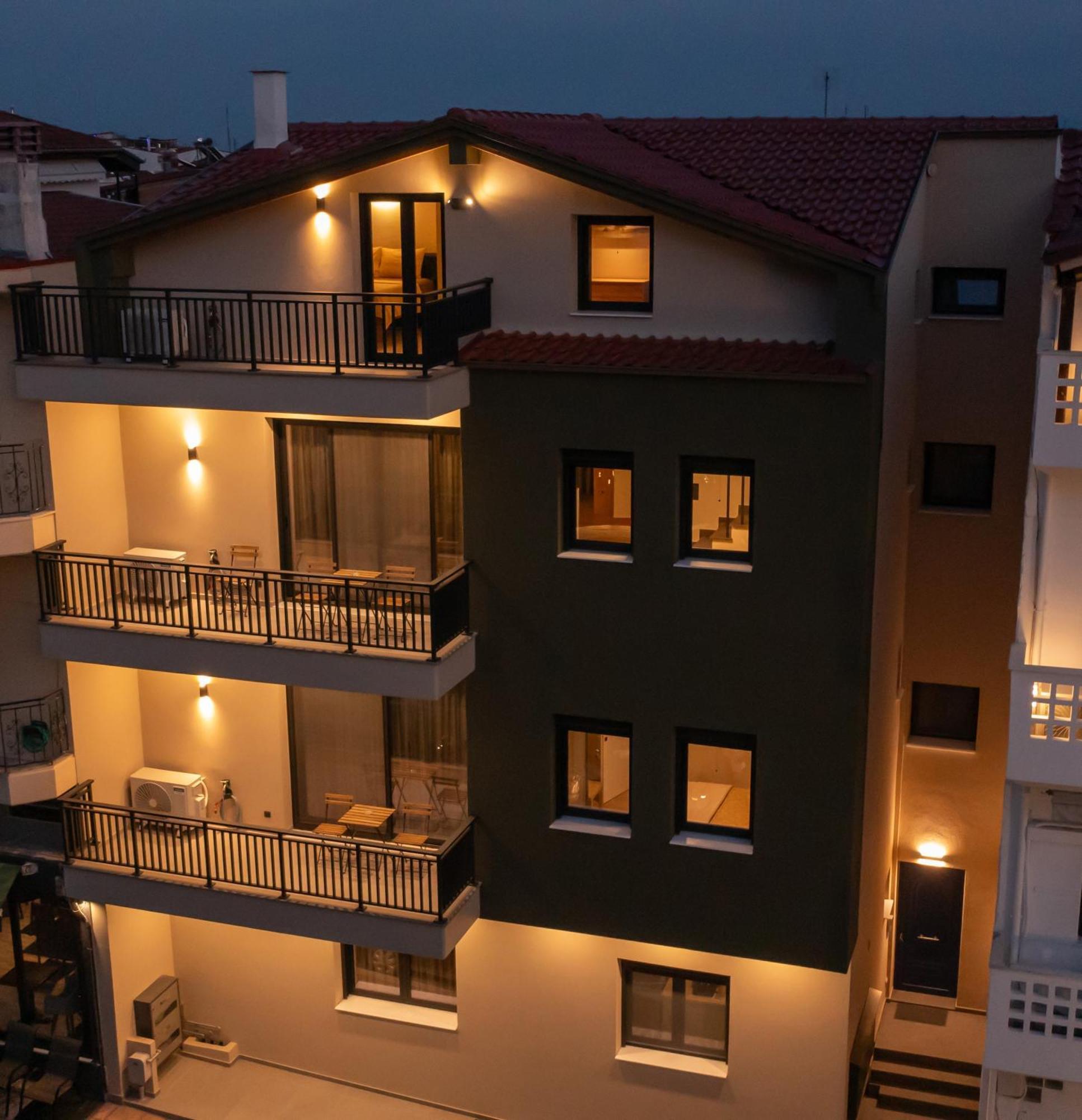 Element Suites - Yellow - Apt 2Bd - Kalambaka Bagian luar foto